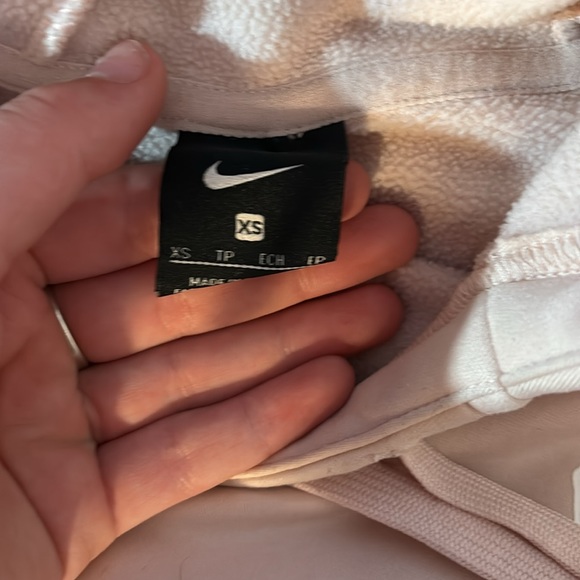 A cute pink Nike hoodie! - Picture 2 of 3